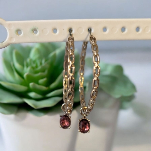 Fashion Elegant Gold Hoop Earrings with Pink Gemstones (EUC) - Picture 2 of 4